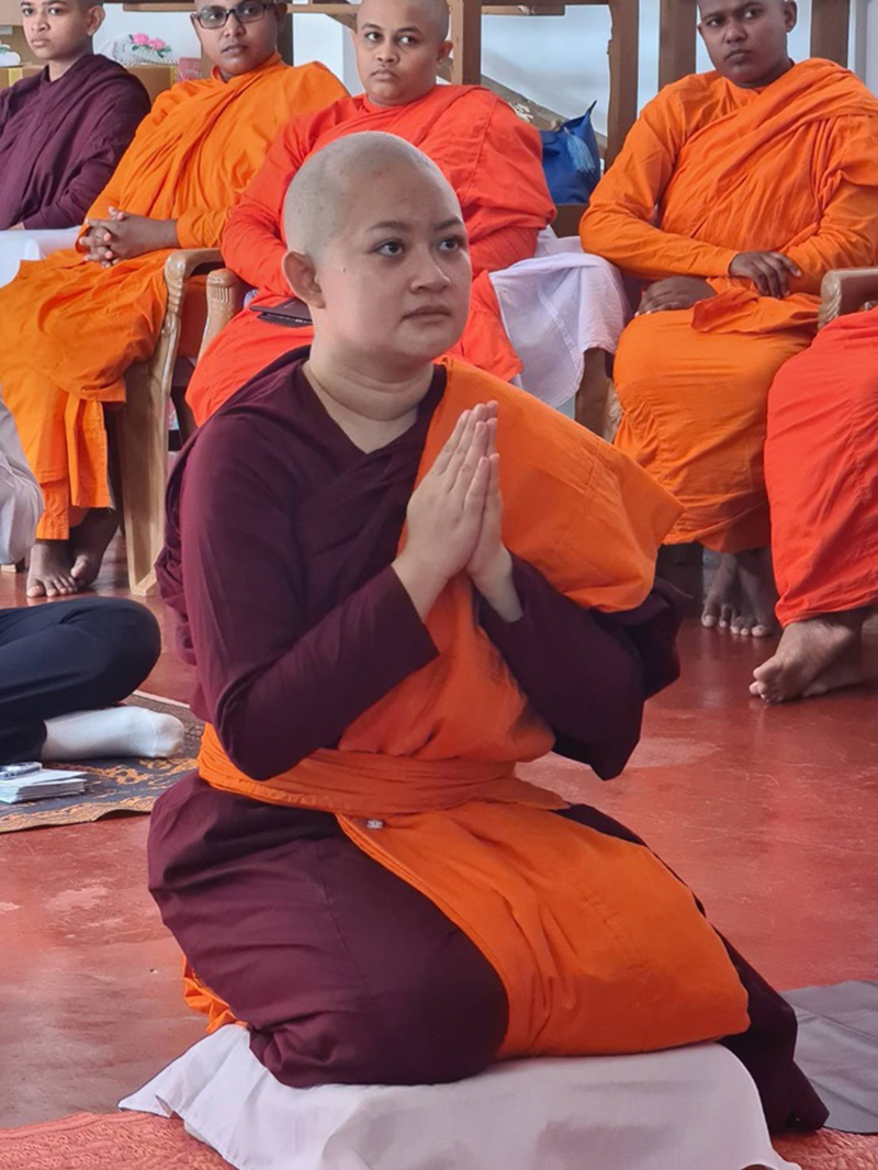 ภิกษุณีปลาย ภิกษุณีปลาย