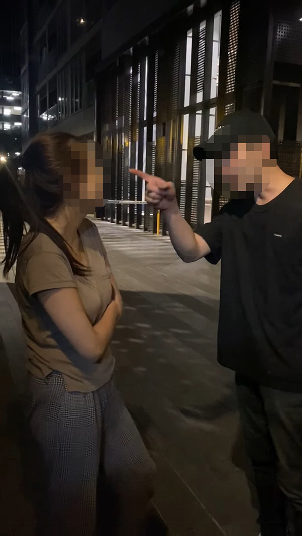 พลเมืองดีเปิดใจ หอนรอตั้งแต่เมื่อคืนแล้ว พลเมืองดีเปิดใจ หอนรอตั้งแต่เมื่อคืนแล้ว