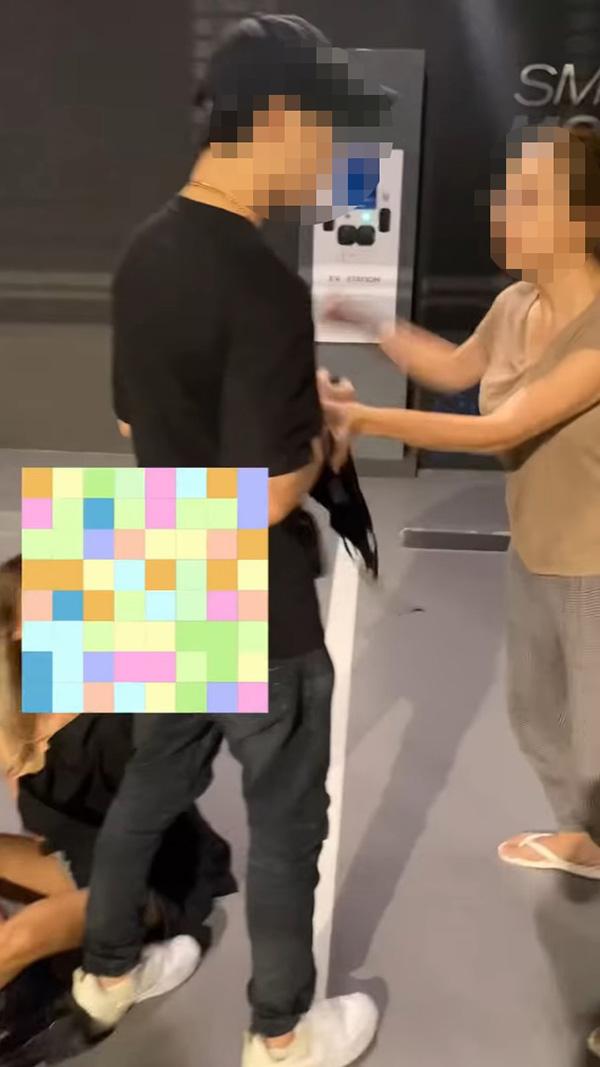 พลเมืองดีเปิดใจ หอนรอตั้งแต่เมื่อคืนแล้ว พลเมืองดีเปิดใจ หอนรอตั้งแต่เมื่อคืนแล้ว