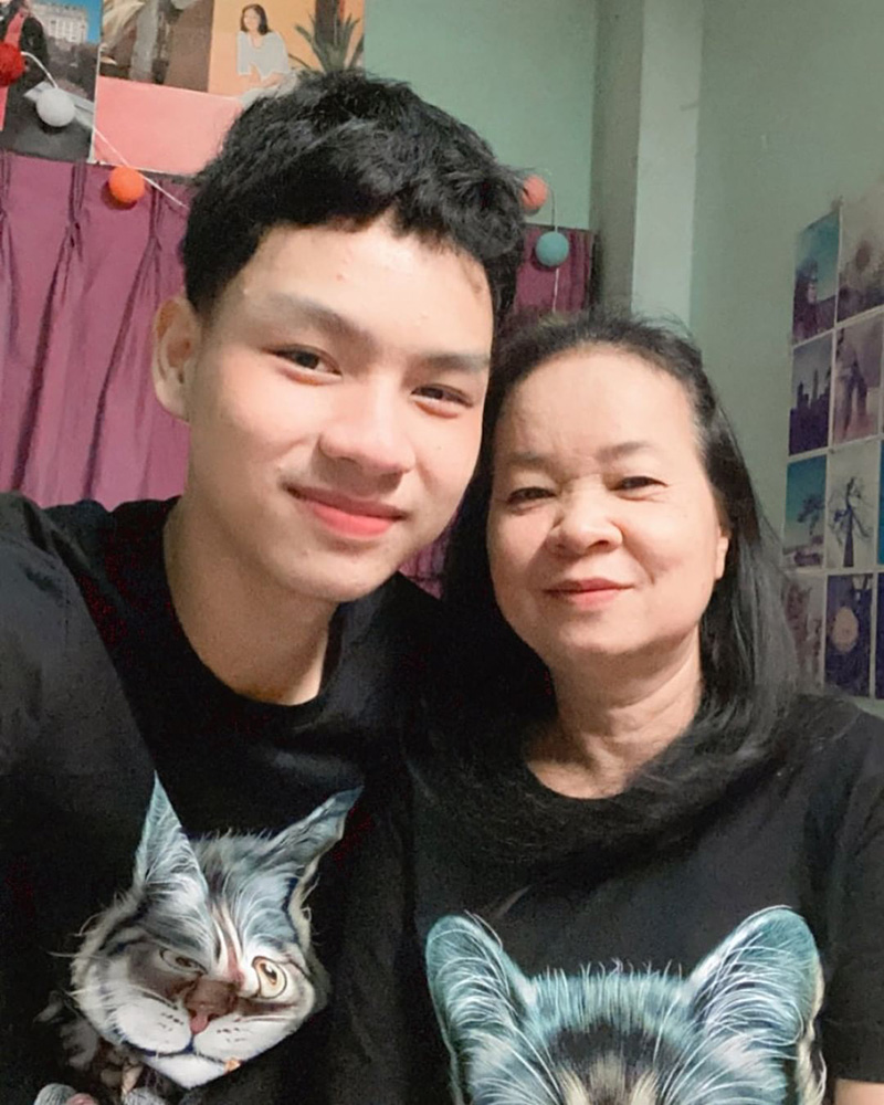 คู่รักต่างวัย คู่รักต่างวัย