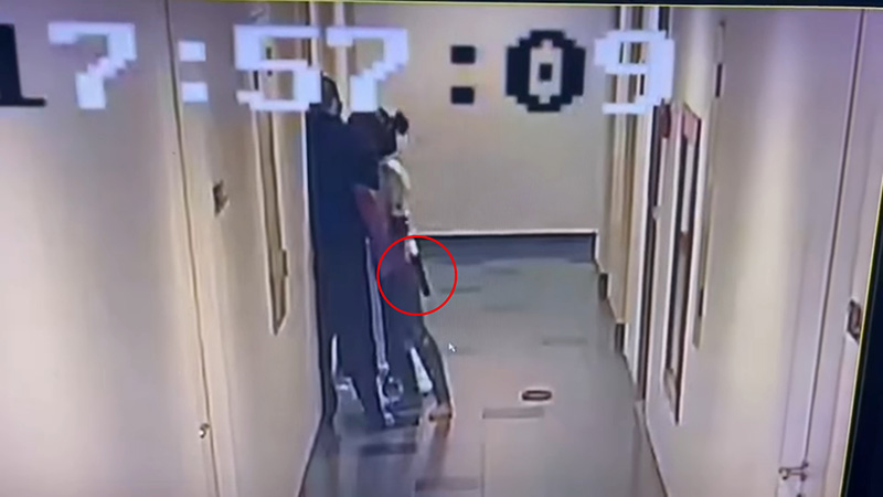 ทหารตีเมียลั่นคอนโด ลูกบ้านแจ้งนิติมาดู เจอชักปืนขู่ ทหารตีเมียลั่นคอนโด ลูกบ้านแจ้งนิติมาดู เจอชักปืนขู่