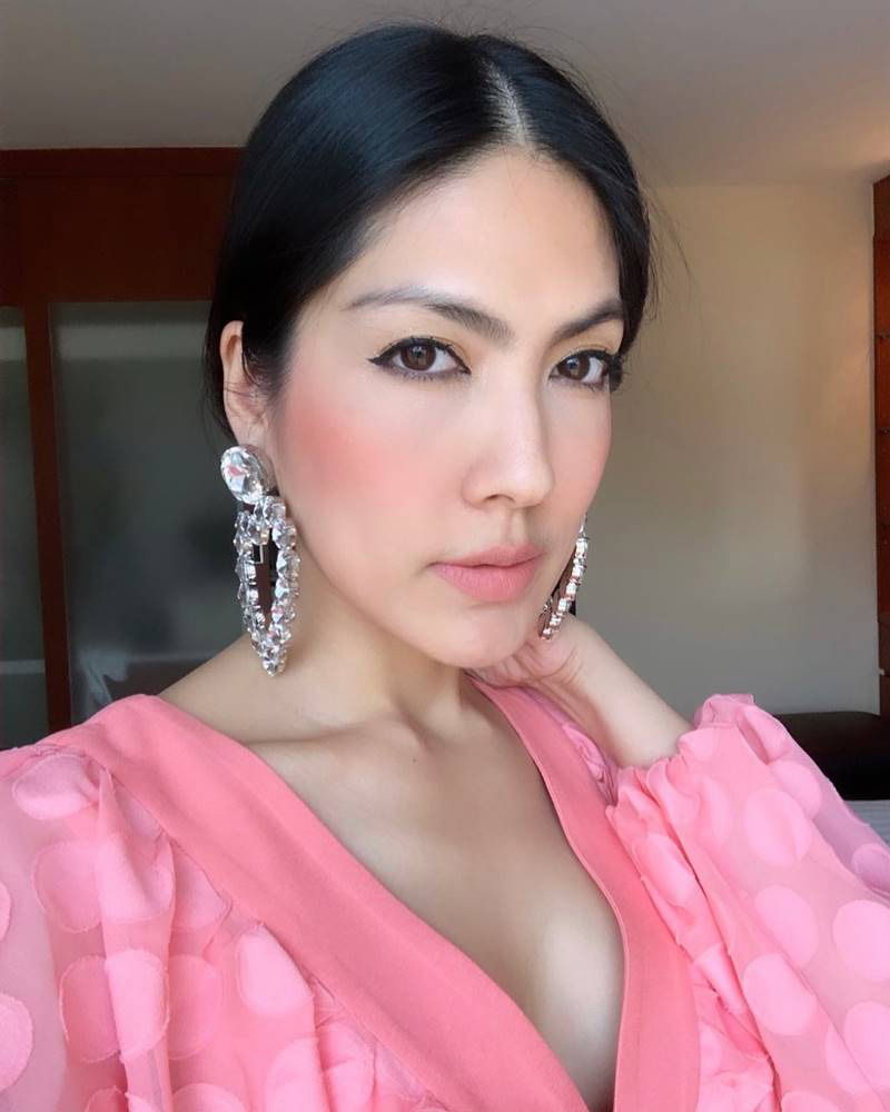 กระติก ปะทะ อัจฉริยะ กระติก ปะทะ อัจฉริยะ