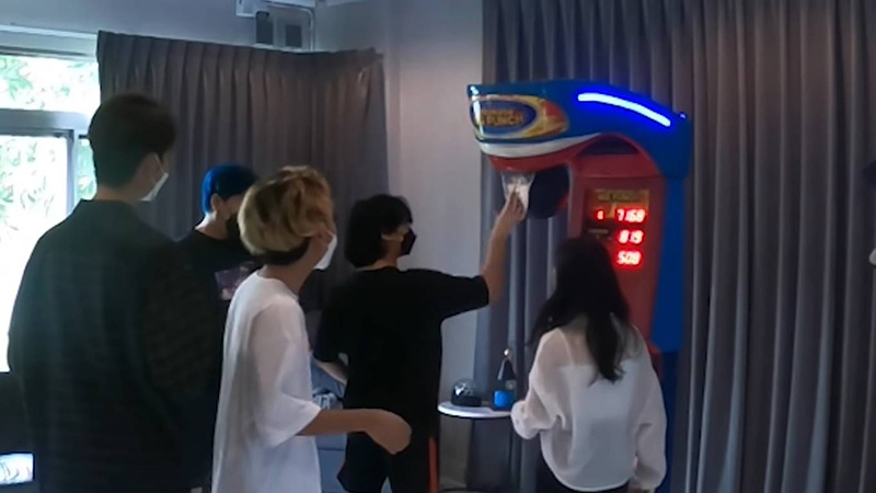 โซเชียลขุดคลิป คิวเท แปะรูปให้ลูกน้องต่อยหน้า โซเชียลขุดคลิป คิวเท แปะรูปให้ลูกน้องต่อยหน้า