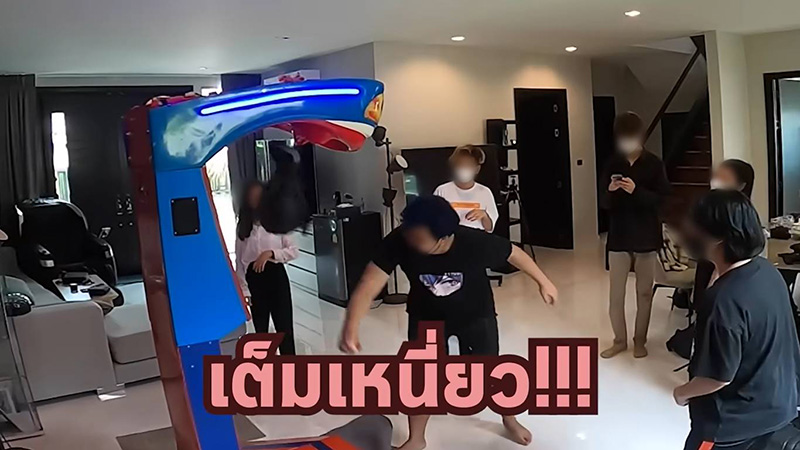 โซเชียลขุดคลิป คิวเท แปะรูปให้ลูกน้องต่อยหน้า โซเชียลขุดคลิป คิวเท แปะรูปให้ลูกน้องต่อยหน้า