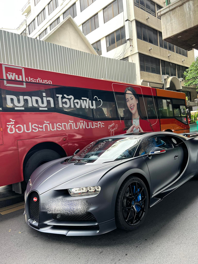 รถหรู Bugatti 20 คันในโลก ราคา 300 ล้าน รถหรู Bugatti 20 คันในโลก ราคา 300 ล้าน