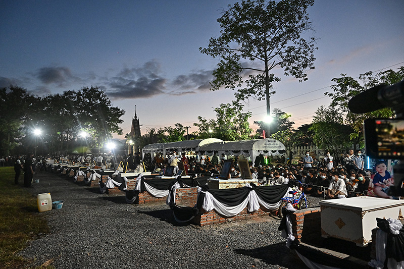 พิธีพระราชทานเพลิงศพ เหยื่อเหตุโศกนาฏกรรมหนองบัวลำภู พิธีพระราชทานเพลิงศพ เหยื่อเหตุโศกนาฏกรรมหนองบัวลำภู