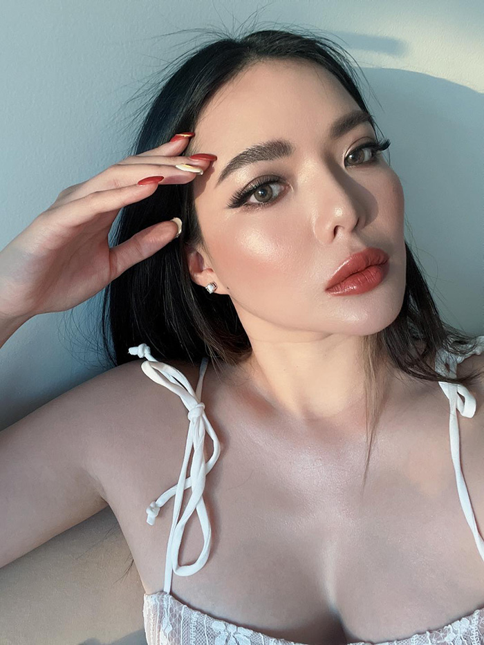 นุ่น Nobluk นุ่น Nobluk