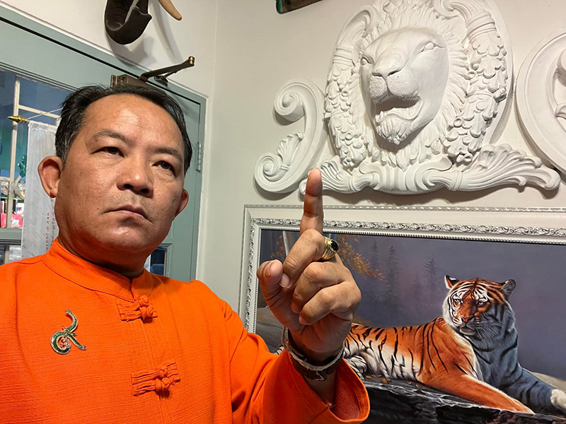 ศรีสุวรรณ ศรีสุวรรณ