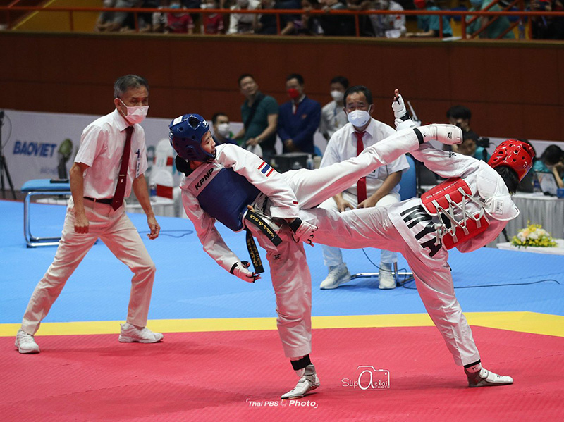 น้องเทนนิส ฟาดเดือดเตะเมียนมา น้องเทนนิส ฟาดเดือดเตะเมียนมา