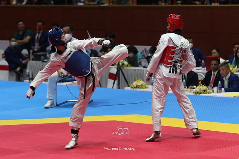 น้องเทนนิส ฟาดเดือดเตะเมียนมา น้องเทนนิส ฟาดเดือดเตะเมียนมา