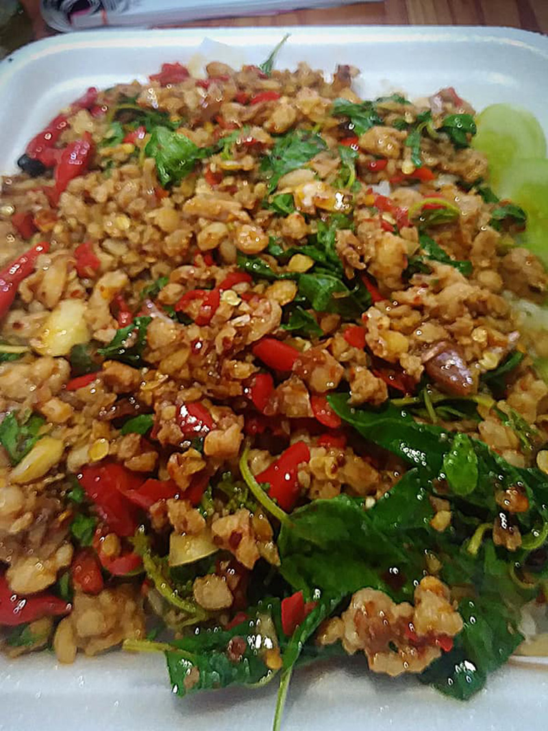 กะเพราเนื้อสับติดมัน กะเพราเนื้อสับติดมัน