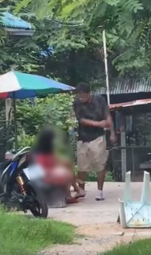 วอนช่วยเด็ก โดนพ่อเมายาอาละวาด วอนช่วยเด็ก โดนพ่อเมายาอาละวาด