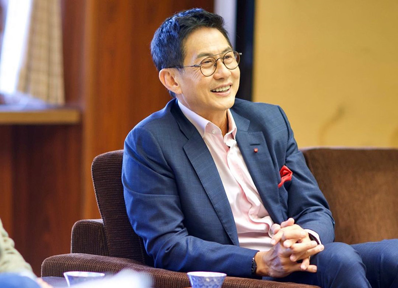 ประวัติ จุตินันท์ ภิรมย์ภักดี CEO สิงห์ ประวัติ จุตินันท์ ภิรมย์ภักดี CEO สิงห์