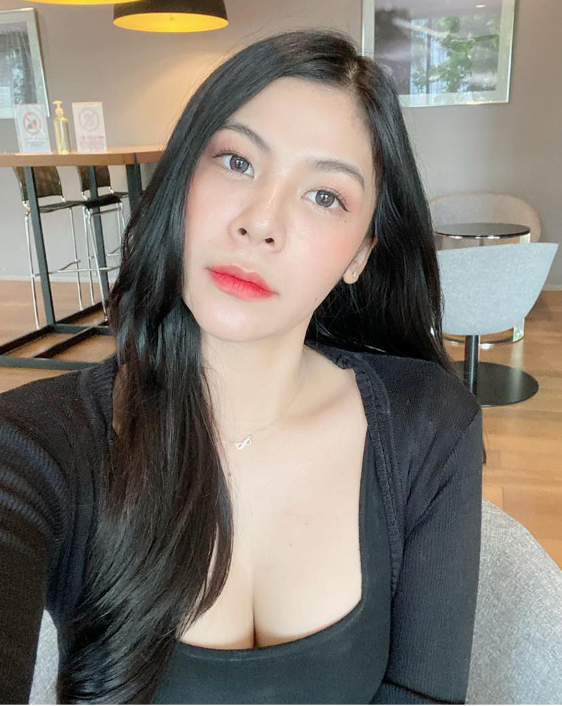 แพรพลอย แซ่เอี้ย แพรพลอย แซ่เอี้ย