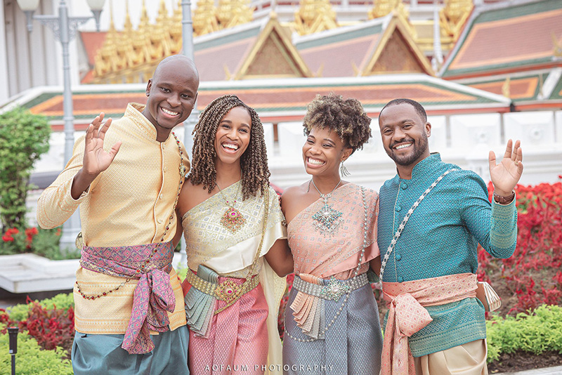 ไวรัล ภาพชาวต่างชาติแต่งชุดไทย ไวรัล ภาพชาวต่างชาติแต่งชุดไทย