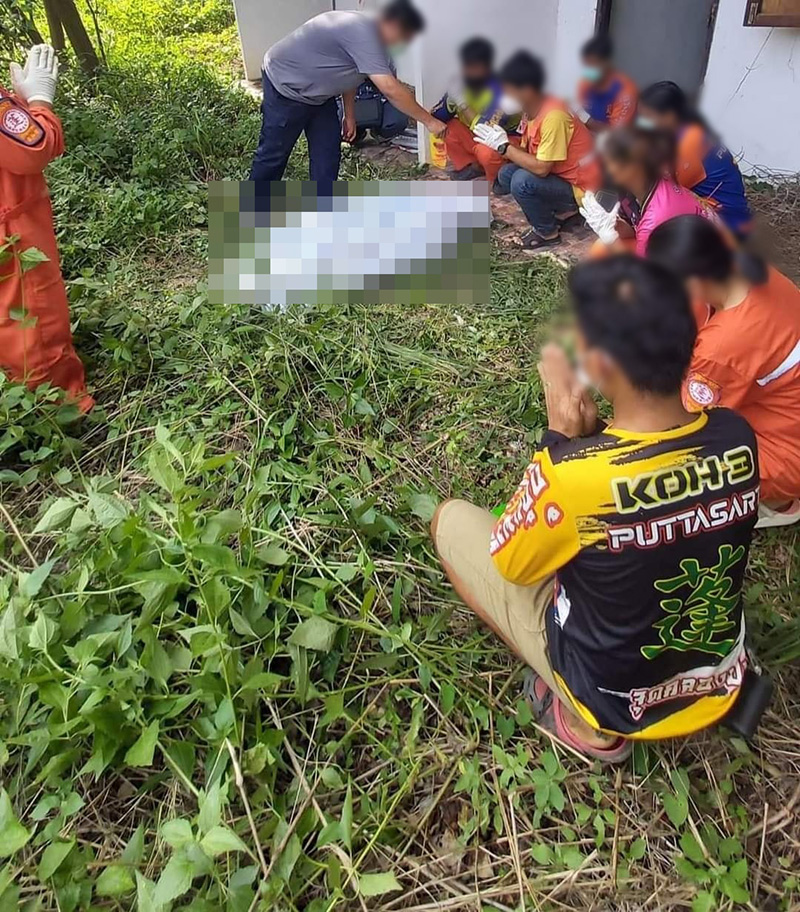 ลุงกะซื้อห้องแถวร้างพร้อมที่ดิน เปิดไปเจอหัวกลางห้อง-ศพอยู่ในห้องน้ำ ลุงกะซื้อห้องแถวร้างพร้อมที่ดิน เปิดไปเจอหัวกลางห้อง-ศพอยู่ในห้องน้ำ