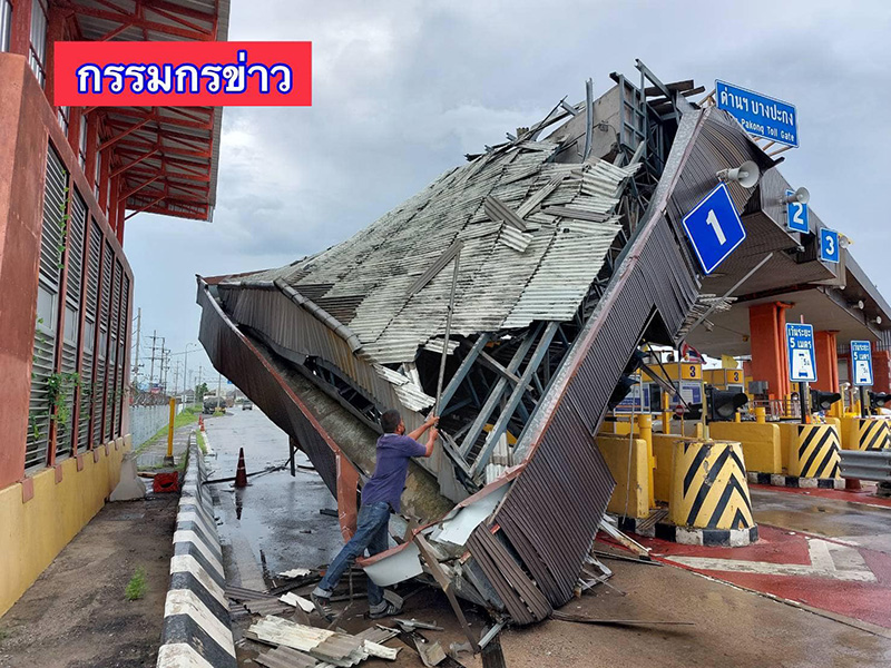อธิบดีทางหลวง ยกมือไหว้ขอโทษคนตาย เหตุสะพานกลับรถถล่ม อธิบดีทางหลวง ยกมือไหว้ขอโทษคนตาย เหตุสะพานกลับรถถล่ม