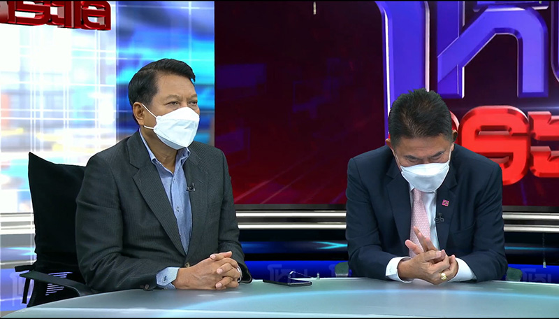 รวมชอตเด็ด เชียร์ แต๊ง ฟาดไม่ยั้งในโหนกระแส ไล่ต้อน ตร. รวมชอตเด็ด เชียร์ แต๊ง ฟาดไม่ยั้งในโหนกระแส ไล่ต้อน ตร.