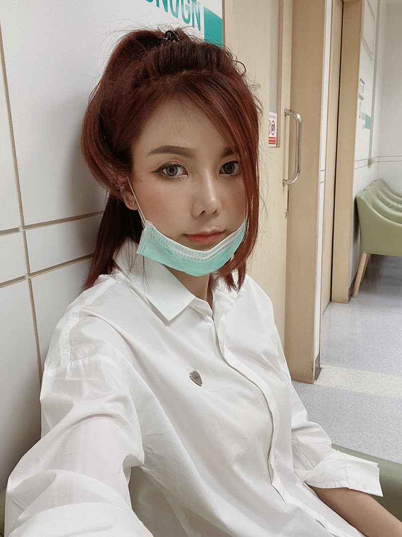 สาวฉีดฟิลเลอร์คลินิกดัง สาวฉีดฟิลเลอร์คลินิกดัง