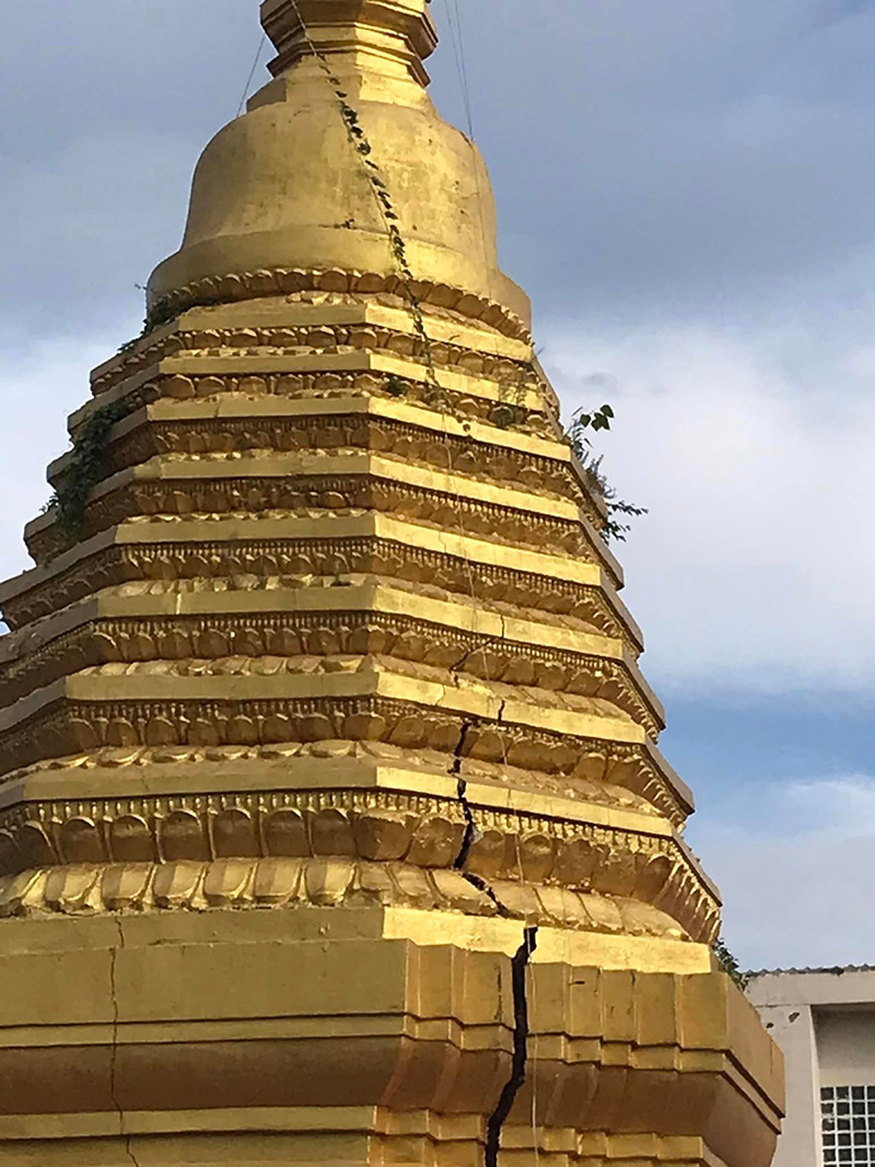 เปิดคลิปนาที พระธาตุ อายุกว่า 500 ปี เปิดคลิปนาที พระธาตุ อายุกว่า 500 ปี