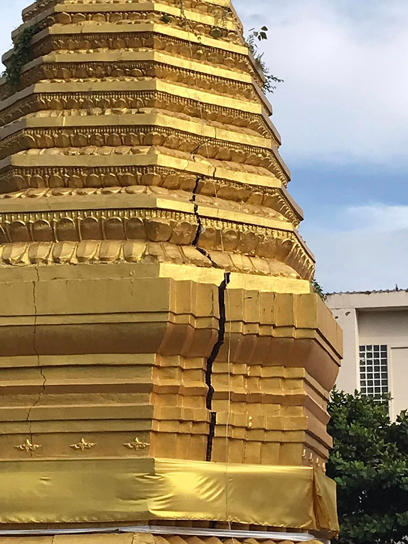 เปิดคลิปนาที พระธาตุ อายุกว่า 500 ปี เปิดคลิปนาที พระธาตุ อายุกว่า 500 ปี