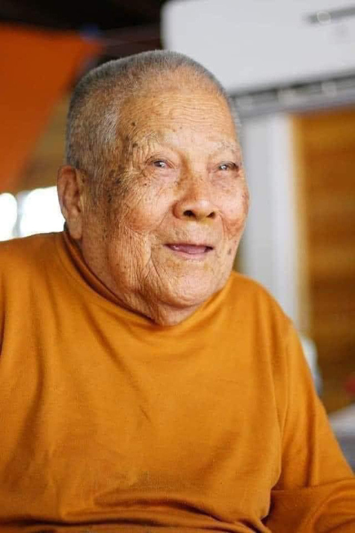 หลวงปู่แสง หลวงปู่แสง