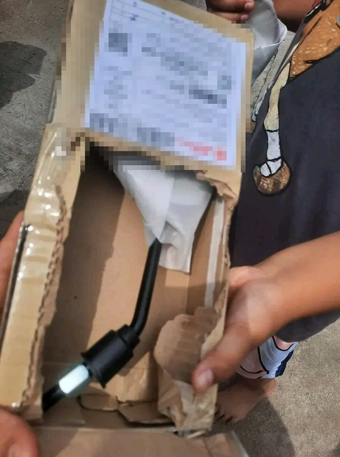 พนักงานส่งของจอดรถแวะกินข้าว เจอโจรทำแสบ พนักงานส่งของจอดรถแวะกินข้าว เจอโจรทำแสบ