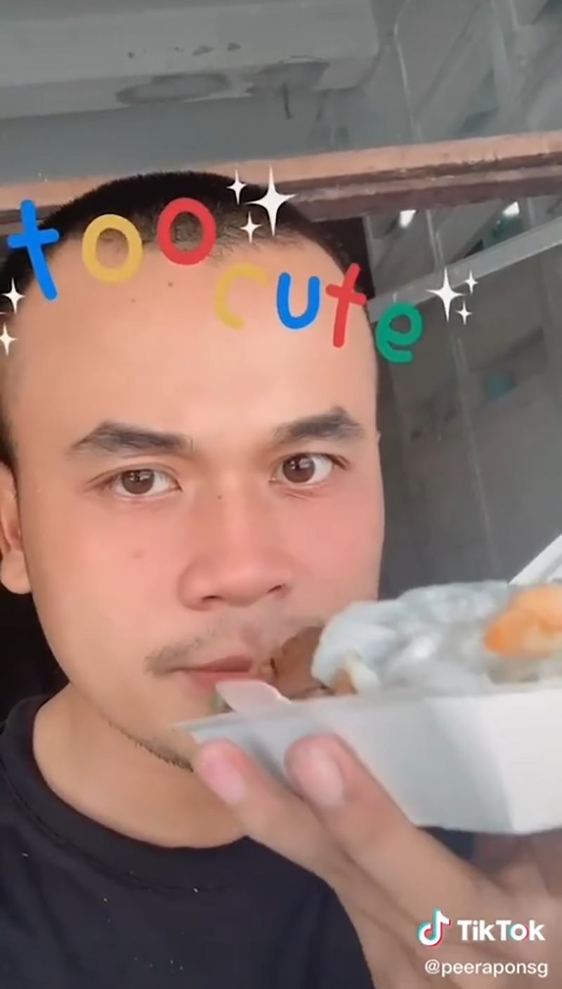 คุณ ตร. จะเป็นดาว TikTok ถ่ายคลิปดมอาหารโชว์ คุณ ตร. จะเป็นดาว TikTok ถ่ายคลิปดมอาหารโชว์