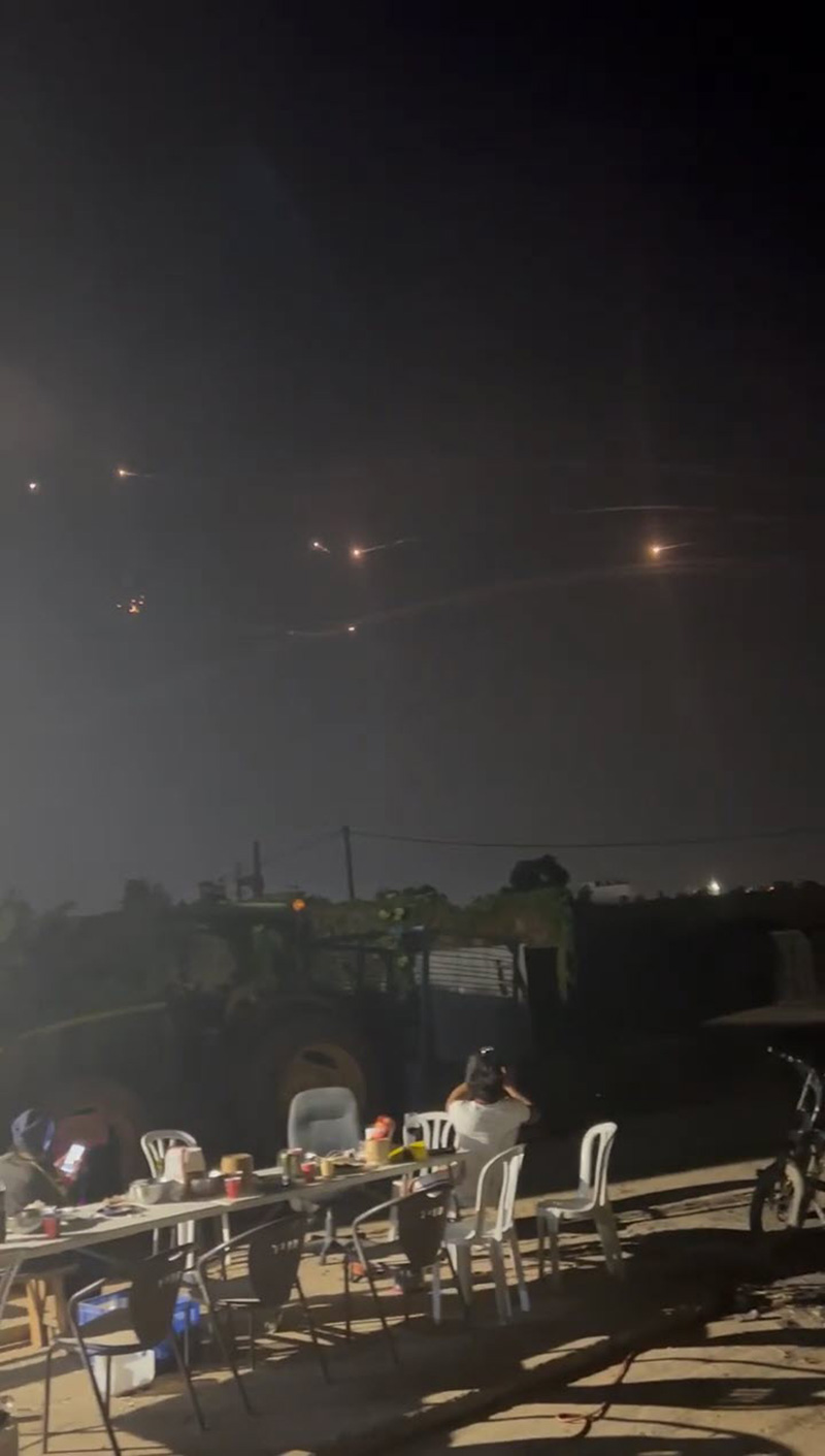 คนงานไทยในอิสราเอล ปาร์ตี้อยู่ดี ๆ เห็นจรวดพุ่งโจมตี คนงานไทยในอิสราเอล ปาร์ตี้อยู่ดี ๆ เห็นจรวดพุ่งโจมตี