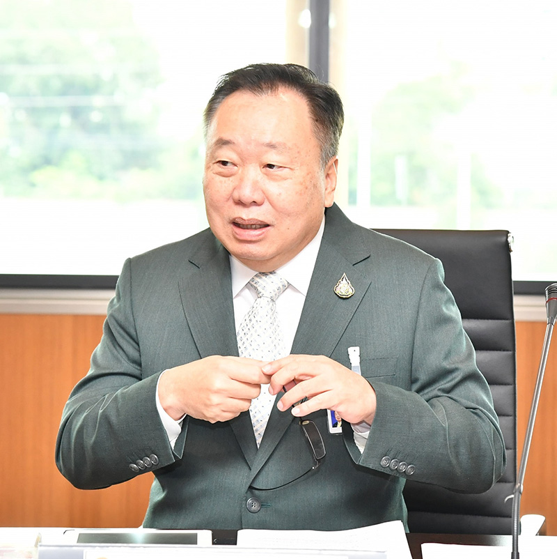 รองเปี๊ยก แจ้งความ สุชาติ ตันเจริญ รองประธานสภาฯ ตบกลางงานศพ รองเปี๊ยก แจ้งความ สุชาติ ตันเจริญ รองประธานสภาฯ ตบกลางงานศพ