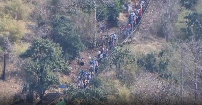 แห่ขึ้นเขาวงพระจันทร์ แห่ขึ้นเขาวงพระจันทร์