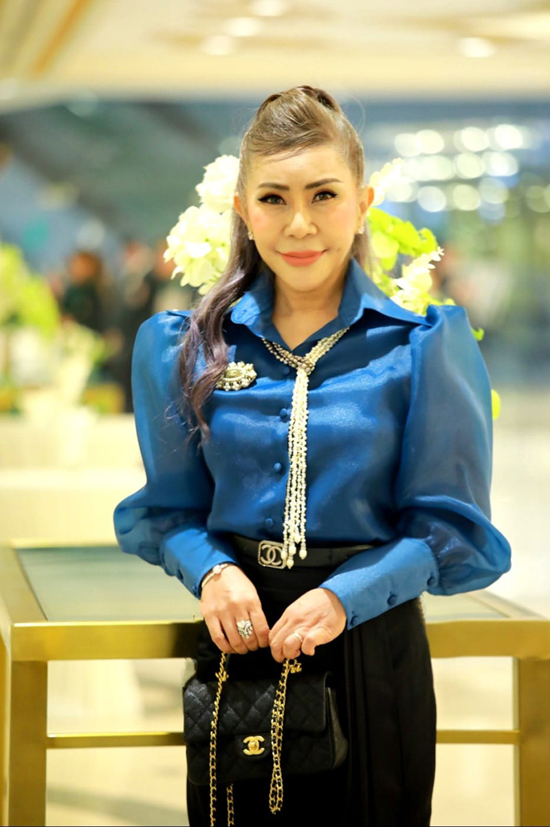 ภรรยาหมอชลน่าน ภรรยาหมอชลน่าน