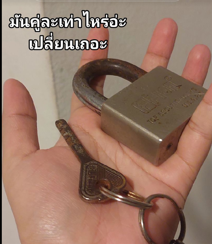 ที่พักไม่ตรงปก ผุพังสนิมเขรอะ สภาพสุดหลอนนึกว่าบ้านร้าง ที่พักไม่ตรงปก ผุพังสนิมเขรอะ สภาพสุดหลอนนึกว่าบ้านร้าง