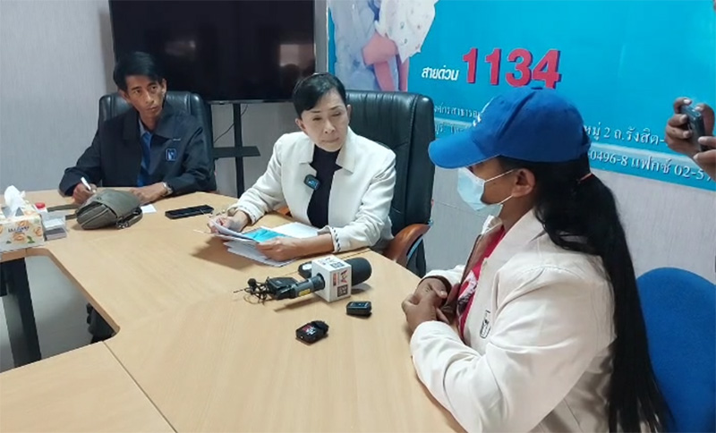 สาวท้อง 9 เดือน ใจสลาย ครรภ์เป็นพิษ หมอทิ้งให้รอคลอด 19 ชม. จนลูกตาย สาวท้อง 9 เดือน ใจสลาย ครรภ์เป็นพิษ หมอทิ้งให้รอคลอด 19 ชม. จนลูกตาย