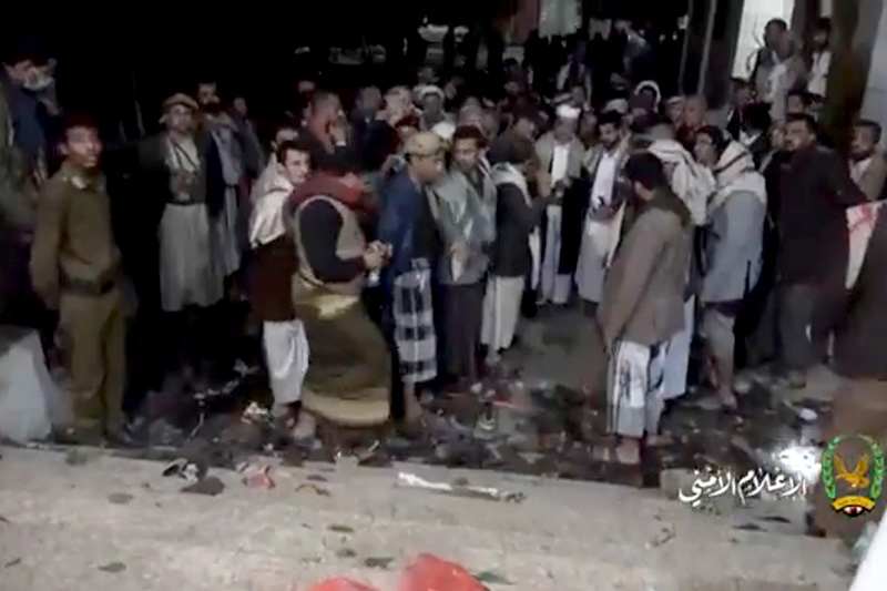 โศกนาฏกรรมเยเมน คนเบียดแน่นถนน โศกนาฏกรรมเยเมน คนเบียดแน่นถนน