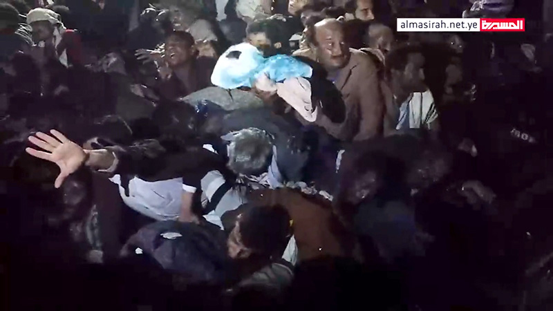 โศกนาฏกรรมเยเมน คนเบียดแน่นถนน โศกนาฏกรรมเยเมน คนเบียดแน่นถนน