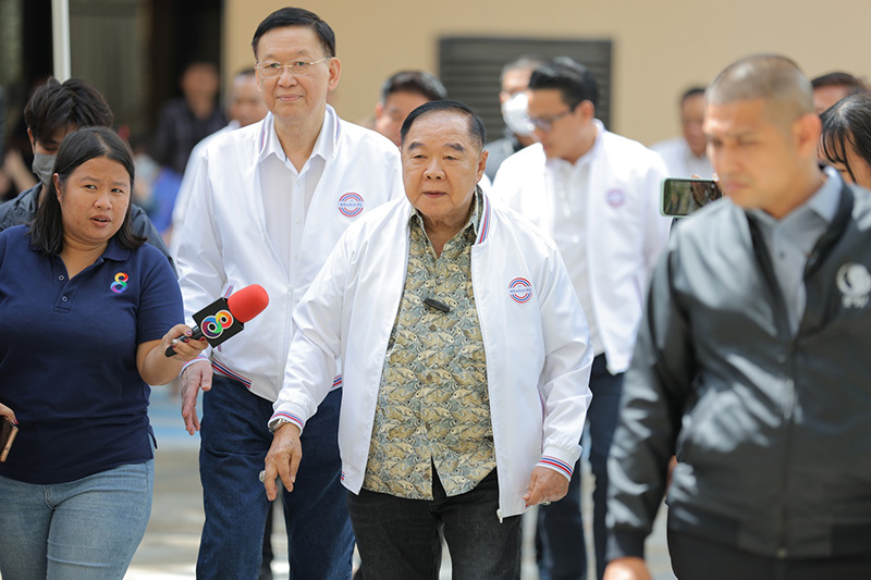 เปิดเงื่อนไข จุดยืน 5 พรรคการเมืองดังหลังหารือ เพื่อไทย เปิดเงื่อนไข จุดยืน 5 พรรคการเมืองดังหลังหารือ เพื่อไทย