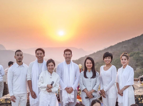 ส่องคนดังเข้าคอร์ส ครูอ้อย เข็มทิศชีวิต ก่อนทยอยถอนตัว ส่องคนดังเข้าคอร์ส ครูอ้อย เข็มทิศชีวิต ก่อนทยอยถอนตัว