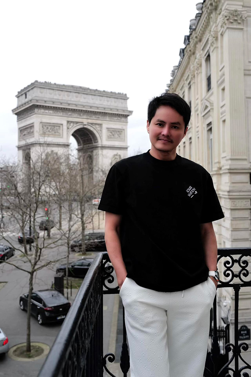 นอท กองสลากพลัส โวยโดนถอดโฆษณา นอท กองสลากพลัส โวยโดนถอดโฆษณา