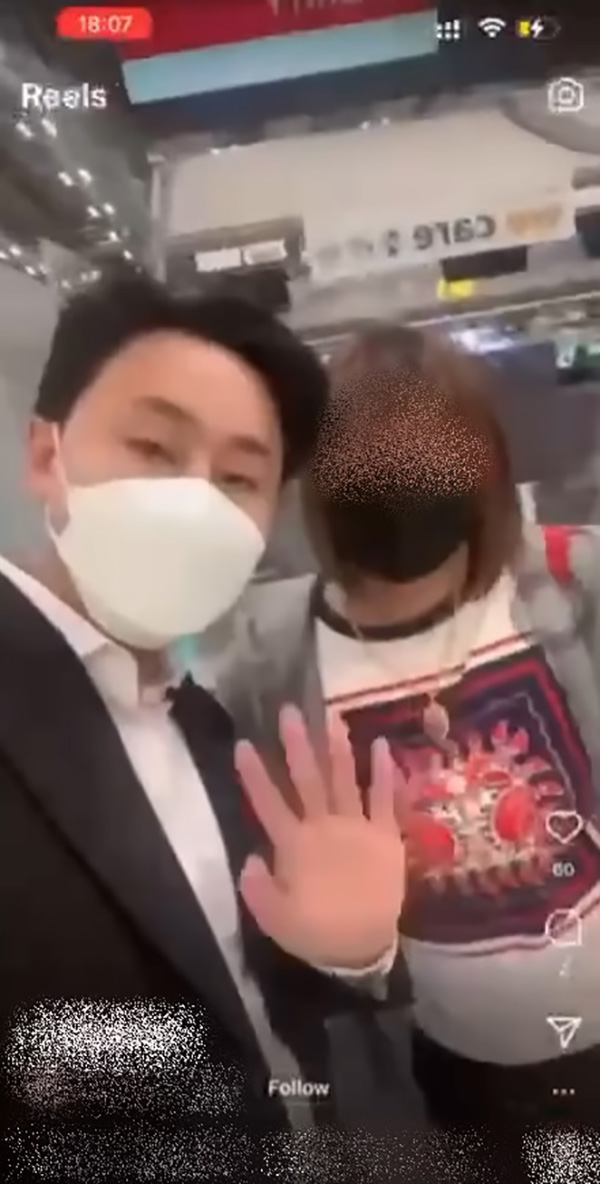 ชูวิทย์ เปิดคลิปทนาย VIP ตร. หิ้วกระเป๋าให้ ชูวิทย์ เปิดคลิปทนาย VIP ตร. หิ้วกระเป๋าให้