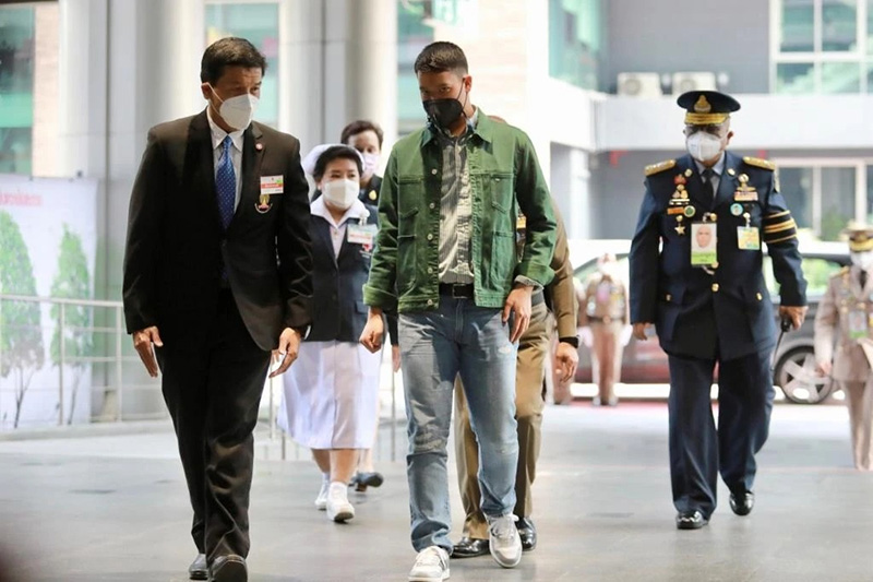 เจ้าฟ้าทีปังกรฯ เสด็จไปทรงเยี่ยมพระอาการ เจ้าฟ้าพัชรกิติยาภาฯ เจ้าฟ้าทีปังกรฯ เสด็จไปทรงเยี่ยมพระอาการ เจ้าฟ้าพัชรกิติยาภาฯ