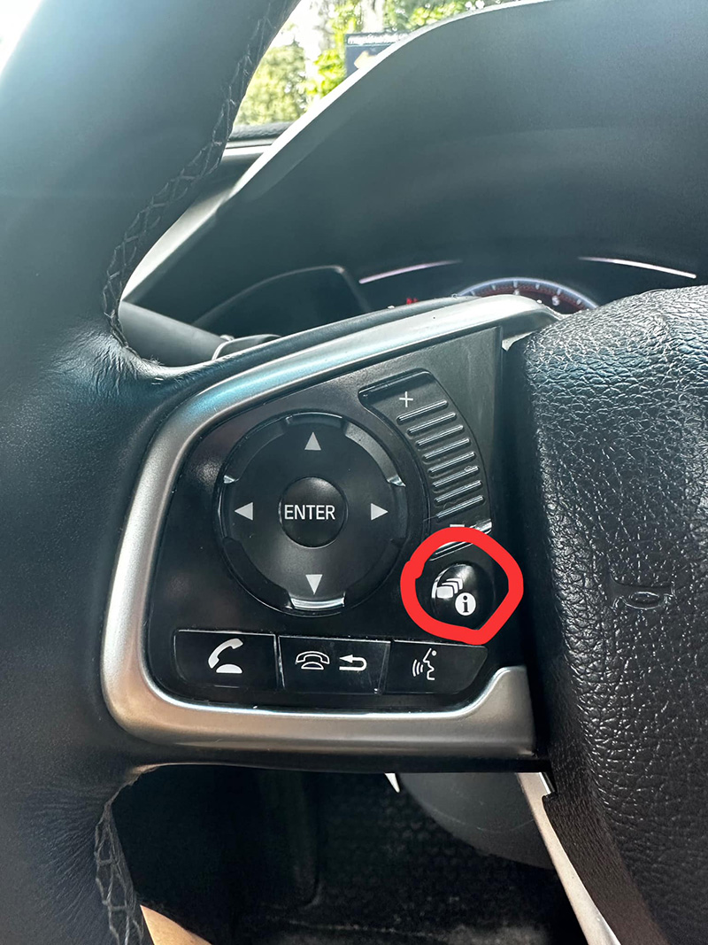 ปุ่มในรถ ปุ่มในรถ