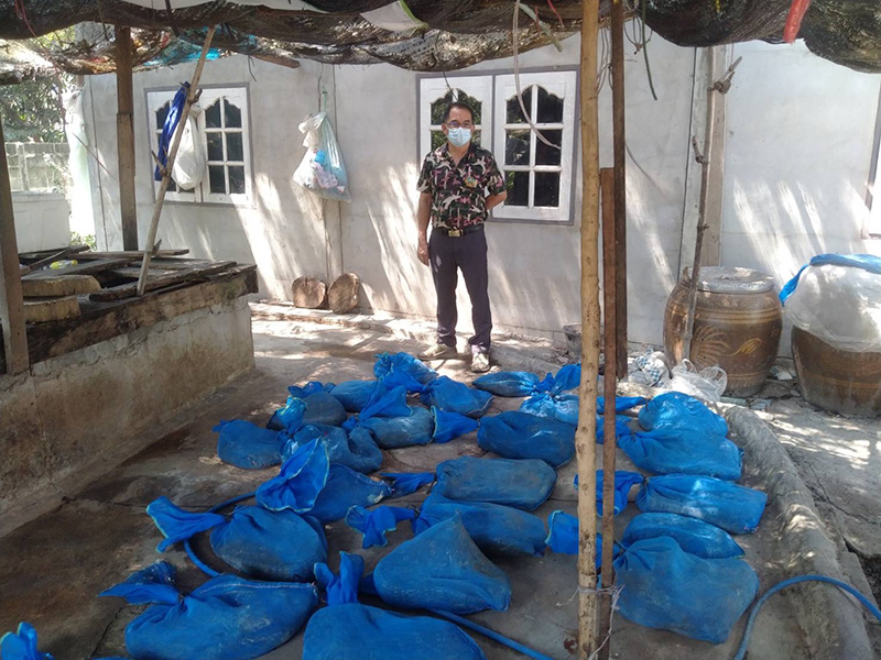 บุกจับแก๊งค้าสัตว์ป่า เจอตัวเงินตัวทองเกือบ 100 ตัว บุกจับแก๊งค้าสัตว์ป่า เจอตัวเงินตัวทองเกือบ 100 ตัว