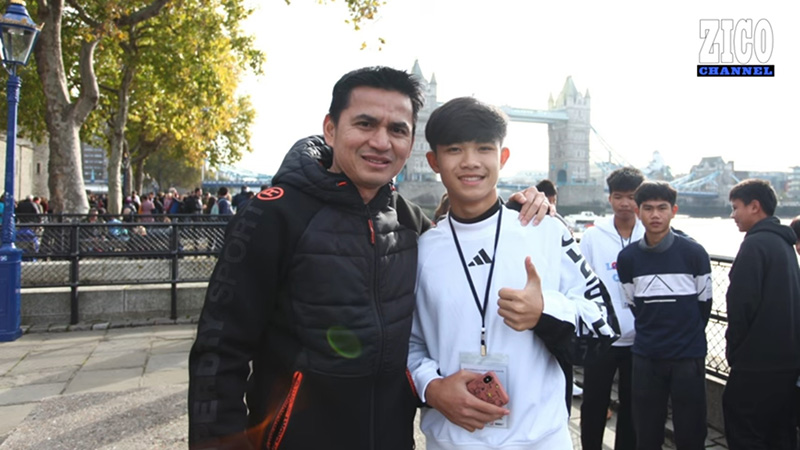 ย้อนเส้นทางชีวิตน้องดอม มุ่งมั่นจนชนะใจโค้ชซิโก้ ย้อนเส้นทางชีวิตน้องดอม มุ่งมั่นจนชนะใจโค้ชซิโก้