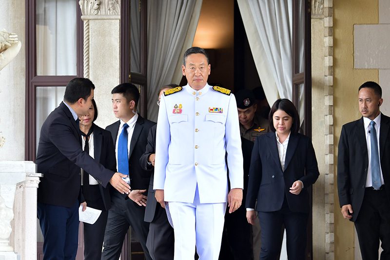 เศรษฐา ทวีสิน เศรษฐา ทวีสิน