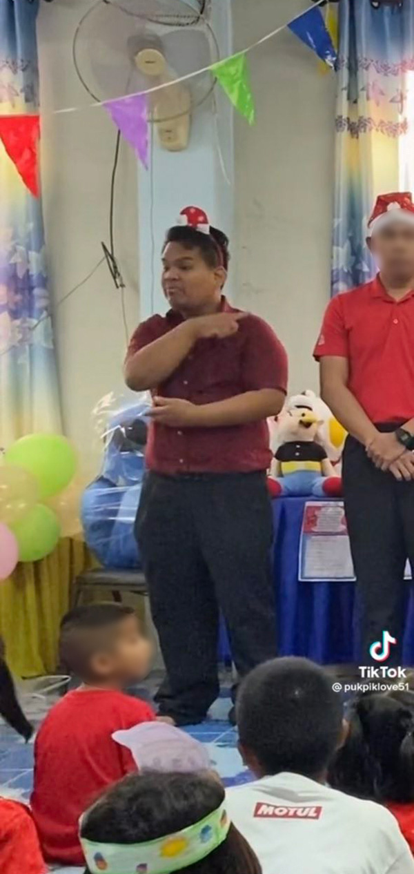 ฮาวทู ทำอย่างไรให้เด็กเงียบ เมื่อประธานกล่าวเปิดงาน ฮาวทู ทำอย่างไรให้เด็กเงียบ เมื่อประธานกล่าวเปิดงาน