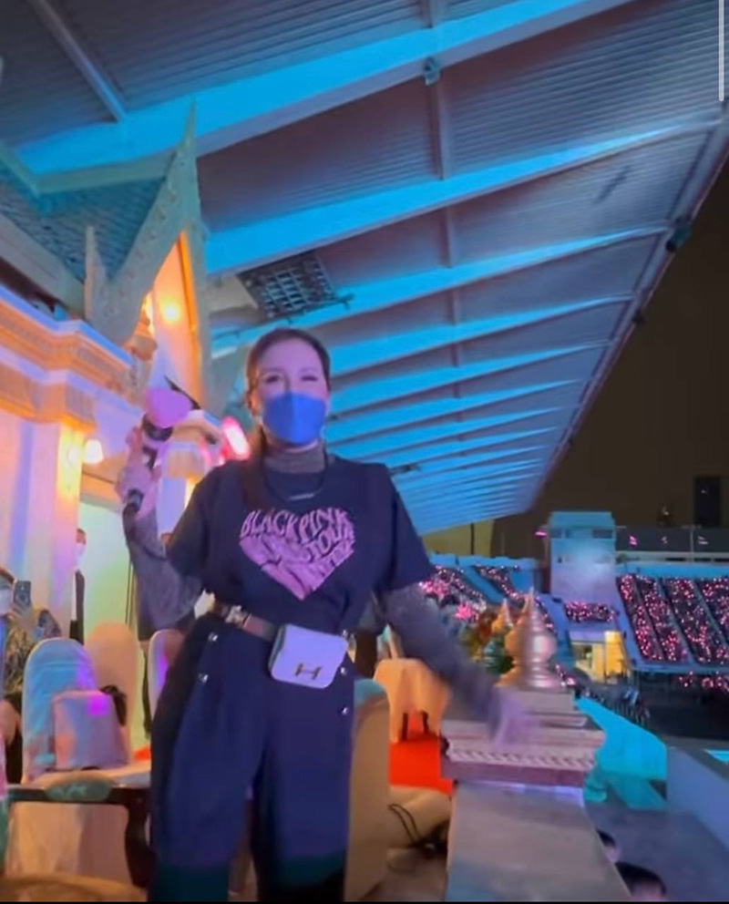 เฉลยที่มาไวรัล คนแซว โรเซ่ ถาม ลิซ่า เรื่องวัดในสนามกีฬา เฉลยที่มาไวรัล คนแซว โรเซ่ ถาม ลิซ่า เรื่องวัดในสนามกีฬา