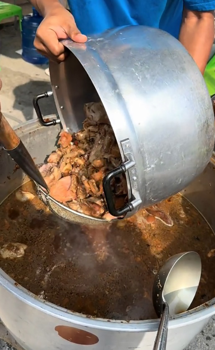 ความลับข้าวขาหมู ความลับข้าวขาหมู