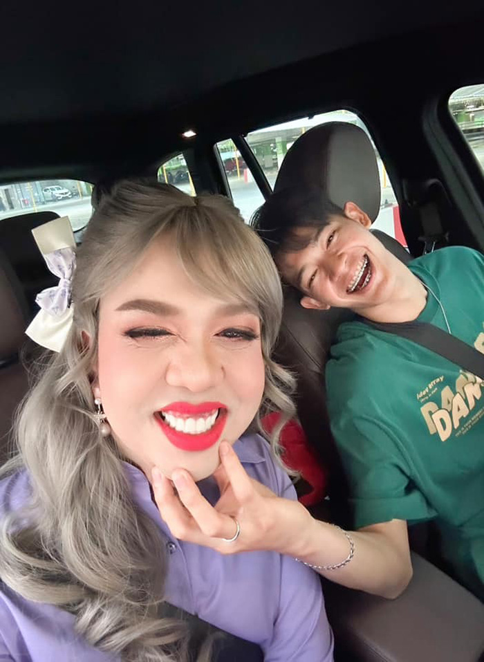 แพรรี่ แชะรูปคู่เปิดตัวแฟนหนุ่มนักศึกษา งานดีไม่เบา แพรรี่ แชะรูปคู่เปิดตัวแฟนหนุ่มนักศึกษา งานดีไม่เบา