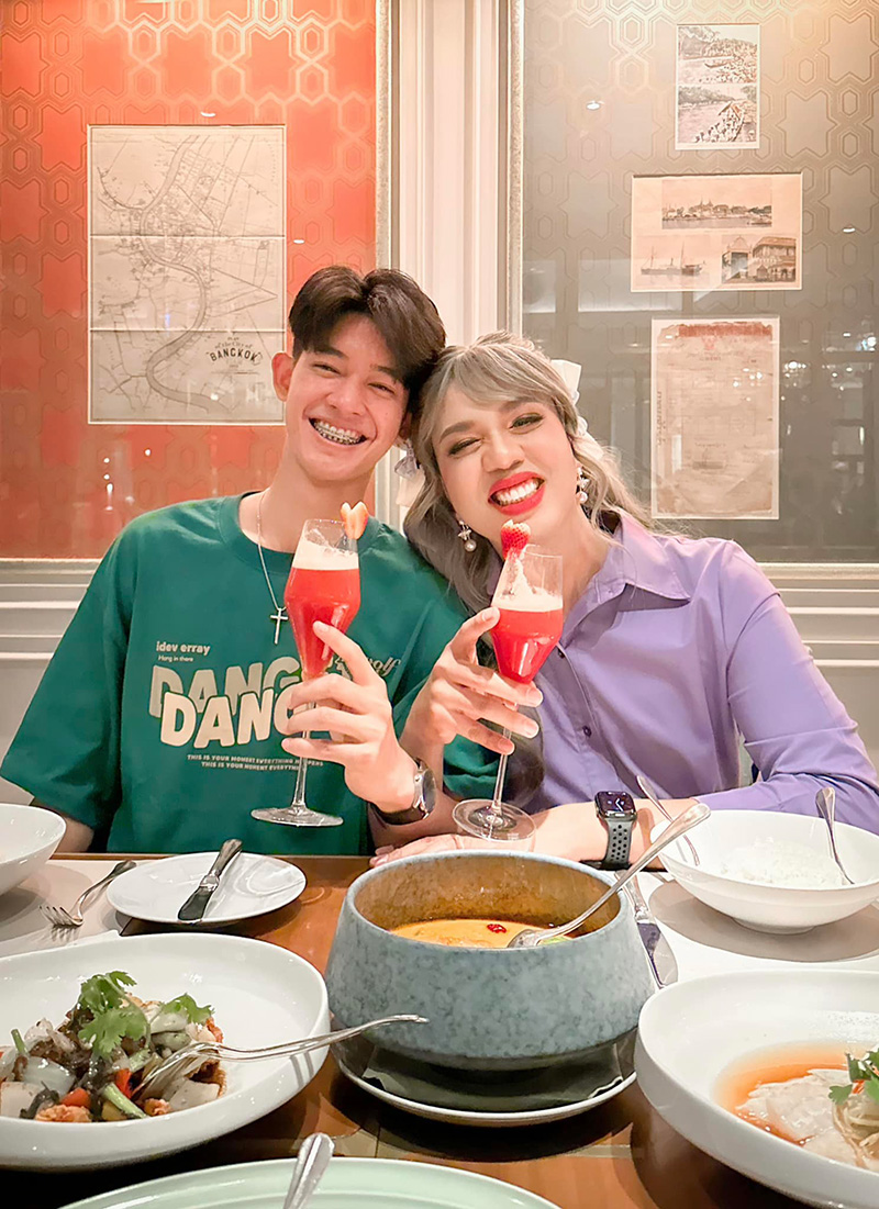 แพรรี่ แชะรูปคู่เปิดตัวแฟนหนุ่มนักศึกษา งานดีไม่เบา แพรรี่ แชะรูปคู่เปิดตัวแฟนหนุ่มนักศึกษา งานดีไม่เบา